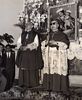 Monsignor Adolfo Binni e monsignor Matteo Guido Sperandeo davanti al quadro della Vergine Liberatrice dai Flagelli